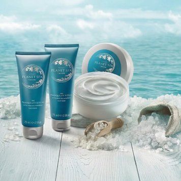 Avon Набір &laquo;Секрет безтурботності&raquo; з 3 - одиниць    &laquo;СПА-ритуал, не виходячи з дому&raquo; 9498872 фото